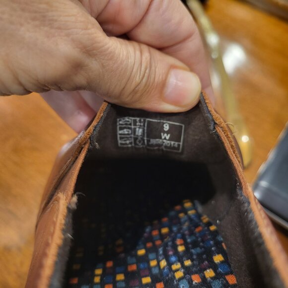 SAS Brown Leather Slip-on Loafers Size 9 Wide - Picture 6 of 6